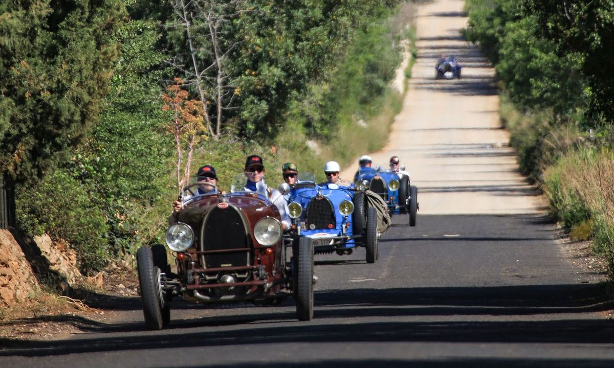 Foto: Das Bugatti-Treffen 2024 auf Sizilien.