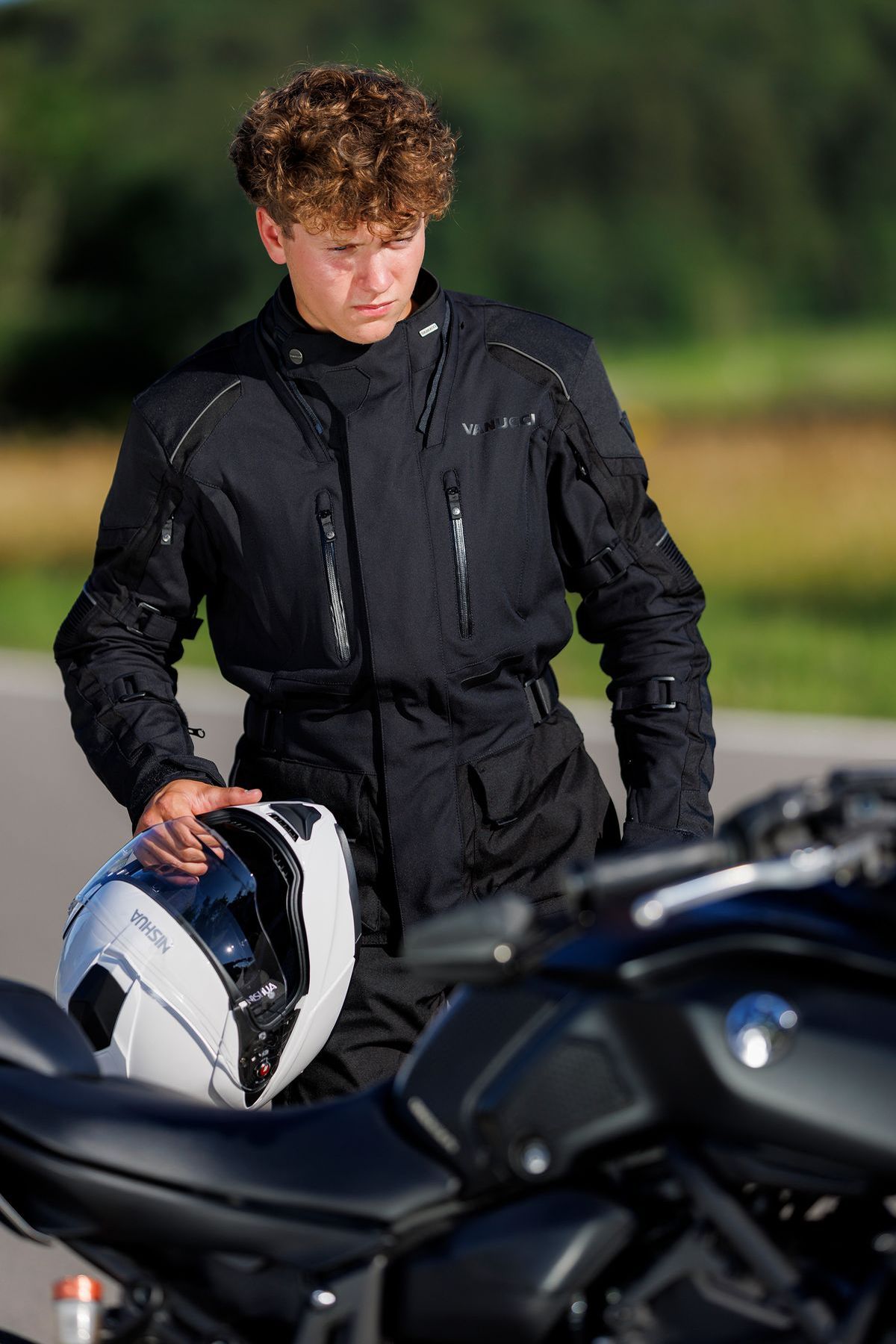 Foto: Jacke mit Belüftungsmöglichkeiten für Motorradfahrer.