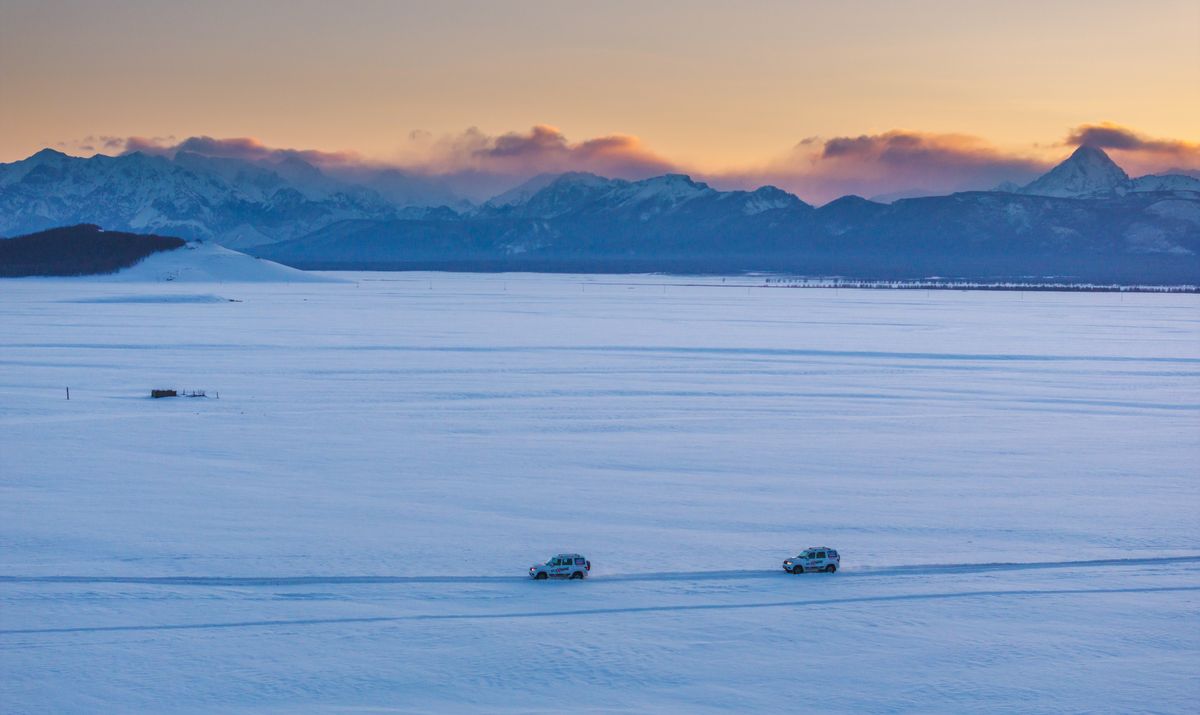 Foto: Eisspuren zur Taiga - einmaliges Winter-Offroad-Abenteuer.