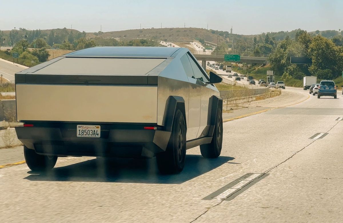 Tesla Cybertruck im Fokus